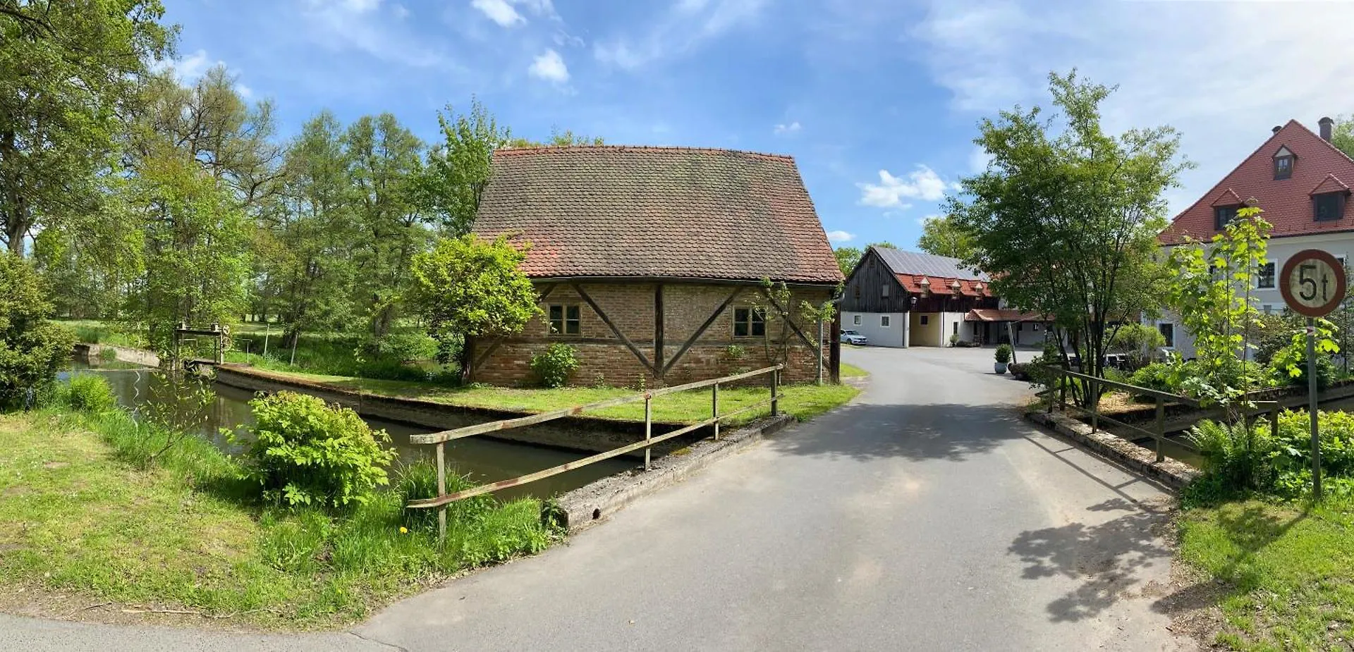 Landhotel Kahrmuehle Pressath Germany