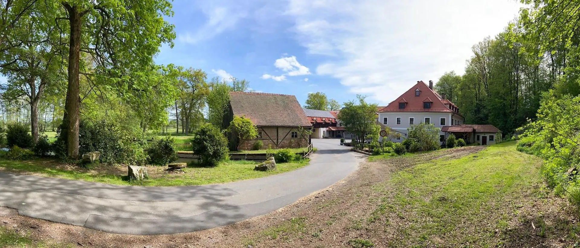 Landhotel Kahrmuehle Pressath 3*,  Germany